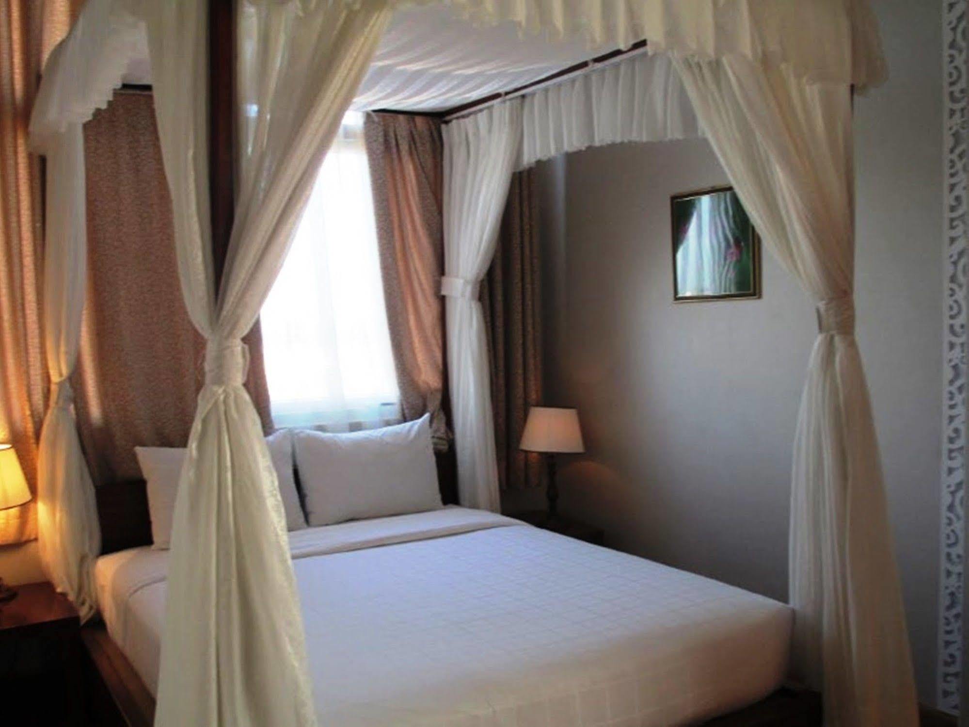Anh Dao Mekong Hotel Can Tho Exterior photo